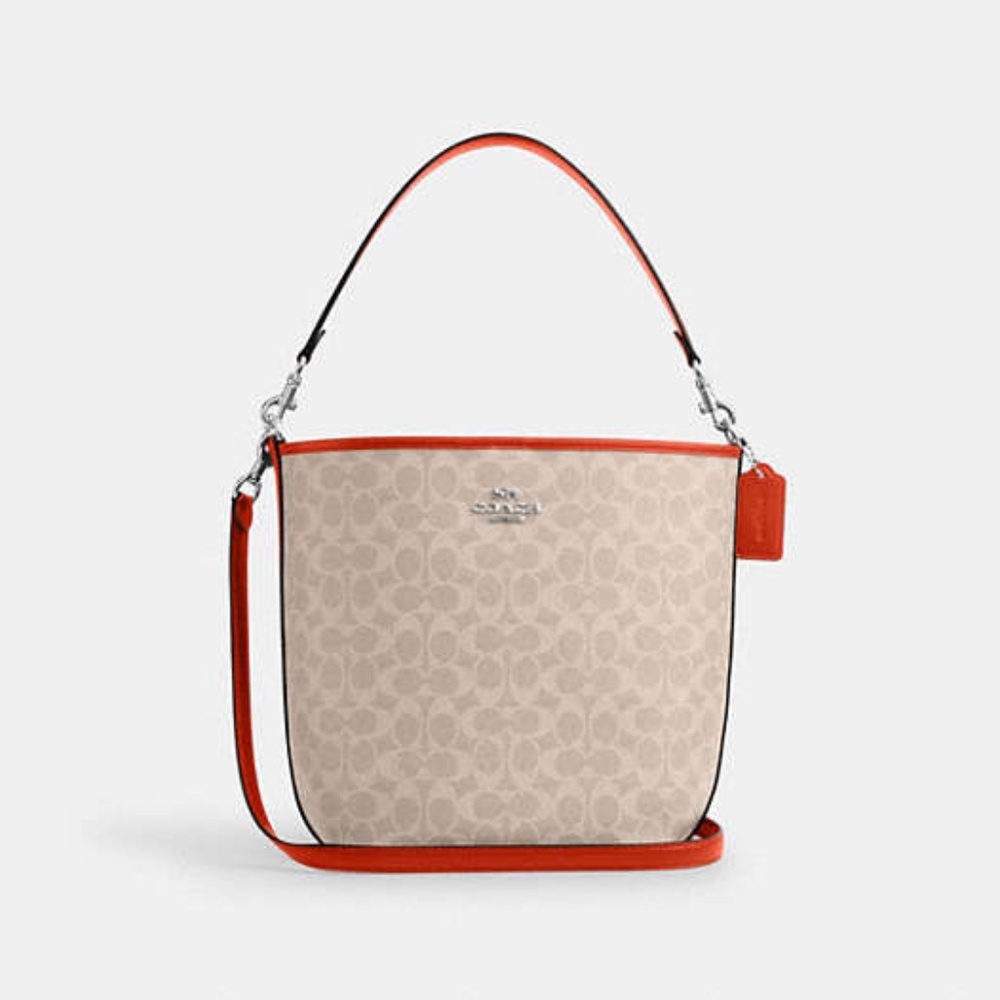 City Large Bucket Bag In Signature Canvas